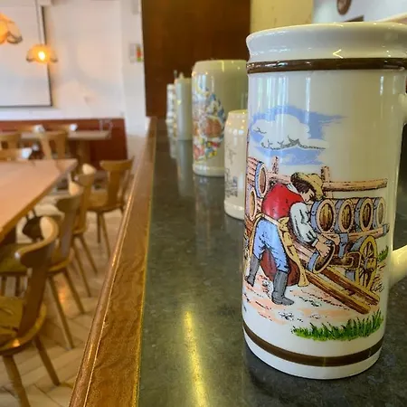 Gasthof Löwen 2*