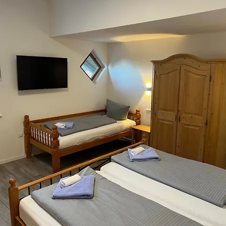Loewen Mini-hôtel 2*