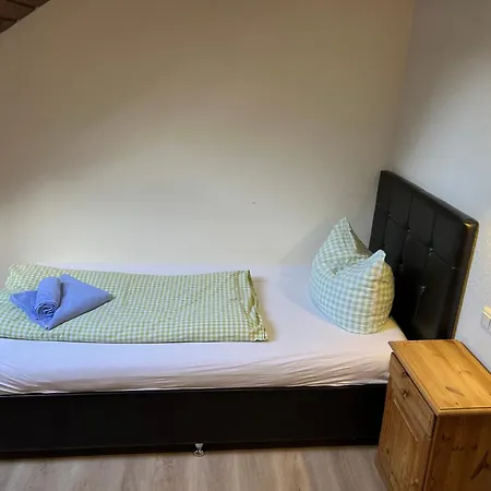 Loewen Mini-hôtel 2*