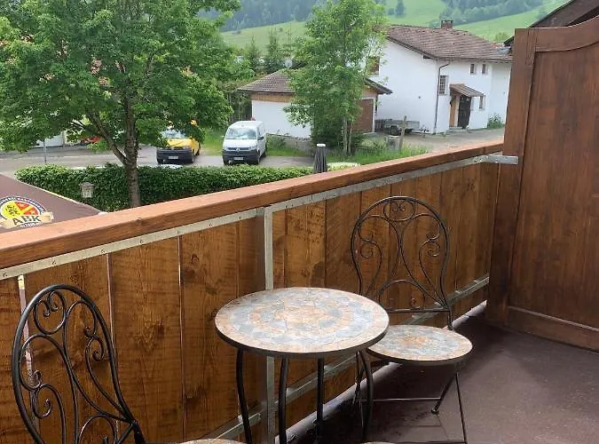 Loewen Mini-hôtel 2*