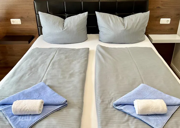 Mini-hôtel Loewen 2*